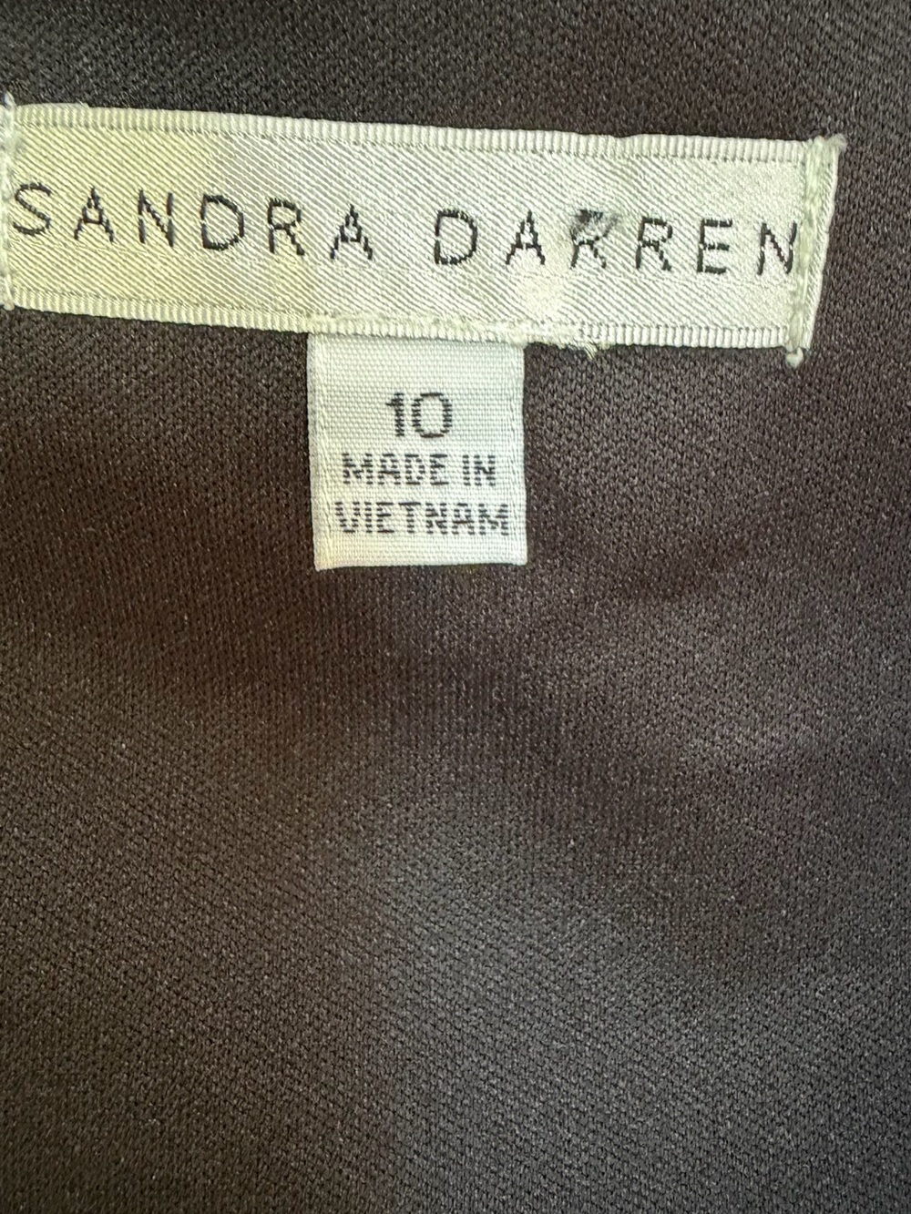 Sandra Darren Black and White Polka Chevron Shift Dress with Red Trim - Picture 4 of 5